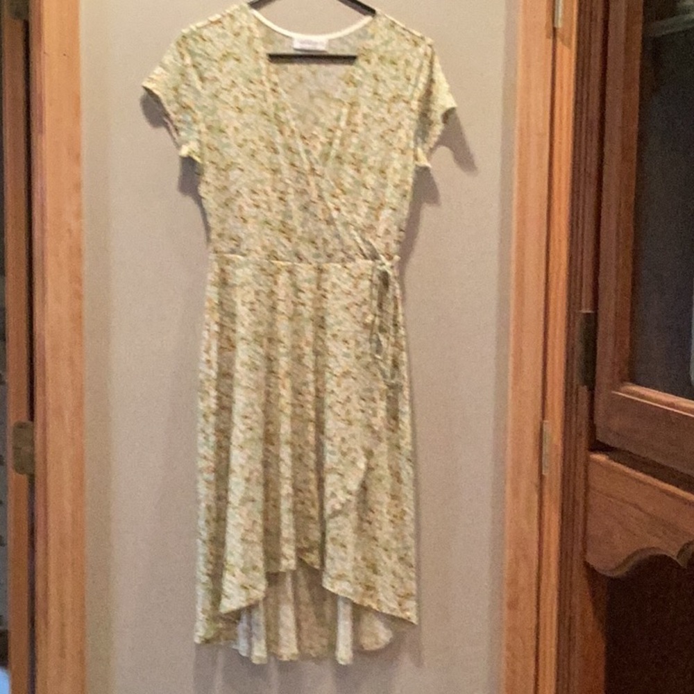 Kayleigh hi low wrap dress in small petite